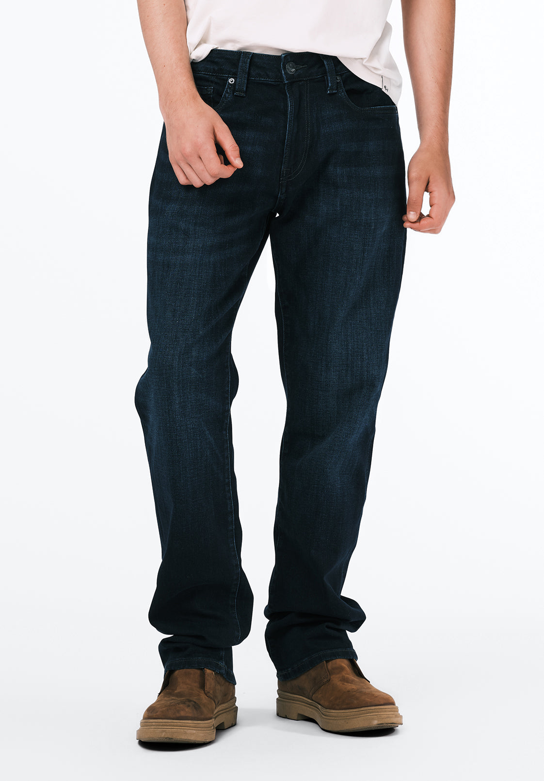 Relaxed Straight Driven Men's Jeans in Authentic Indigo - BM22137