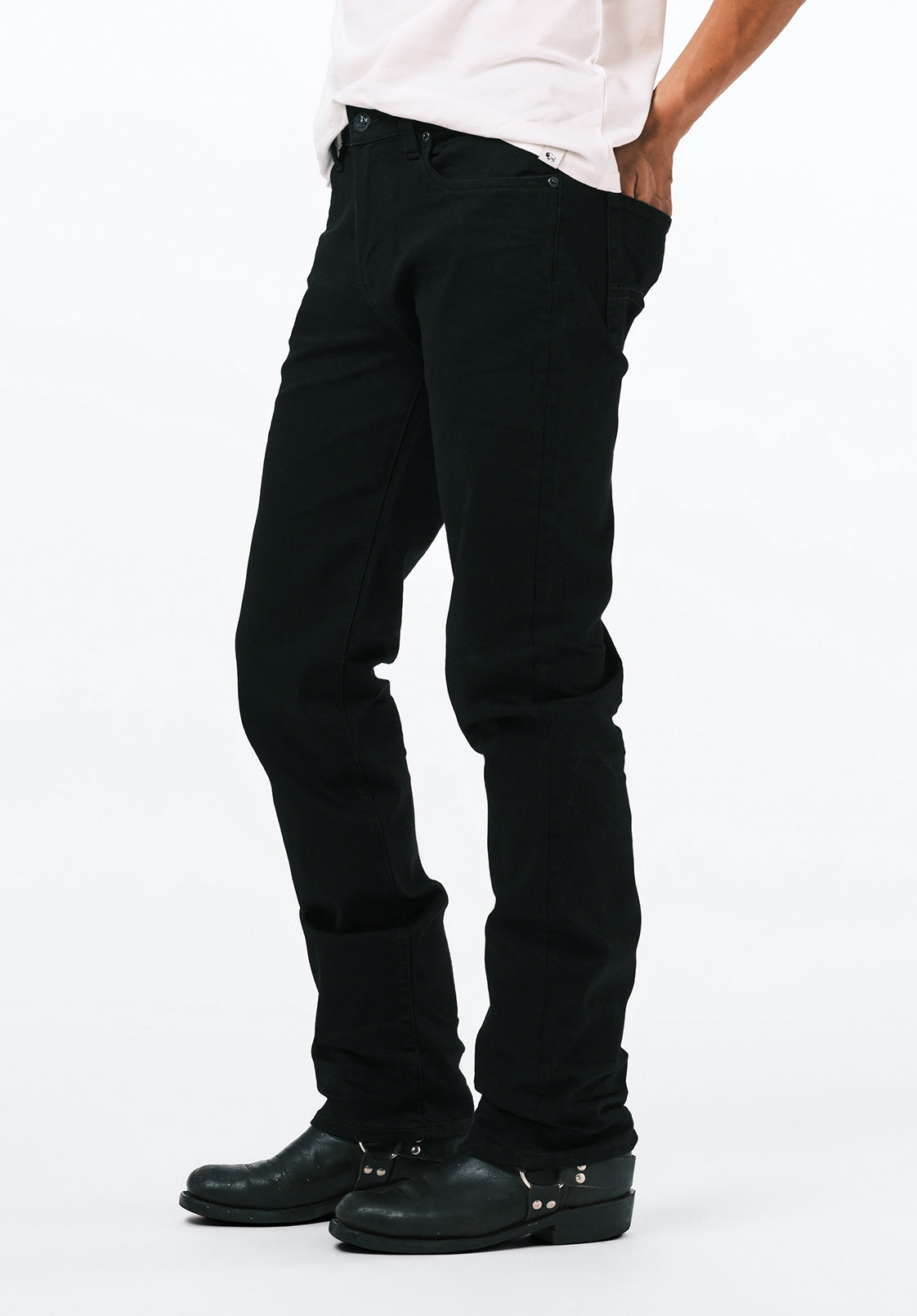 Straight Six Men's Jeans in Crinkled Black - BM22632