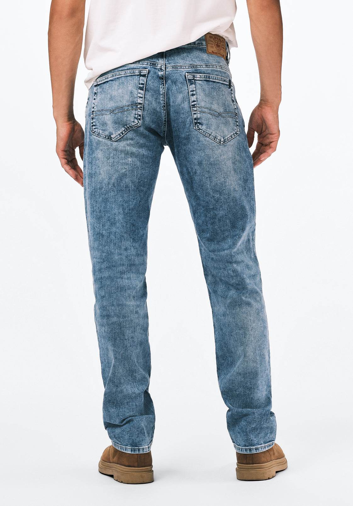 Straight Six Men's Jeans in Whiskered and Contrasted Blue - BM22634